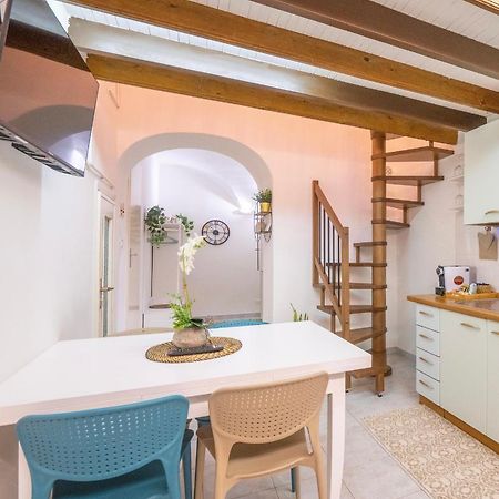 Casa Iryna Apartman Pietra Ligure Kültér fotó